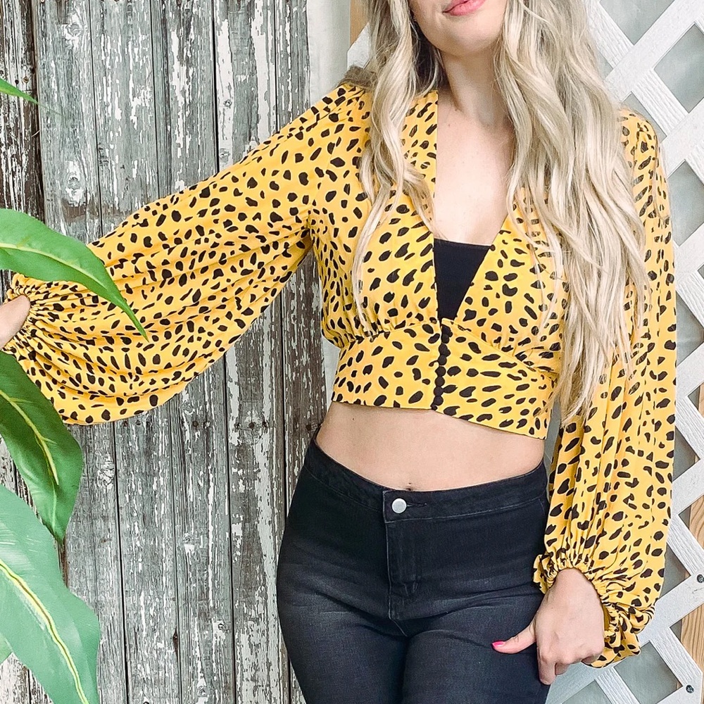 Signature 8 Yellow Cheetah Leopard Print Puffy Balloon Sleeve Button V-Neck Top
